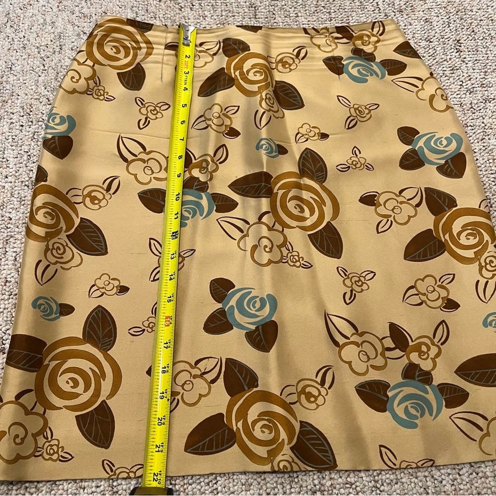 Ann Taylor Loft womens Silk Brown floral skirt 12 excellent condition - Picture 5 of 10